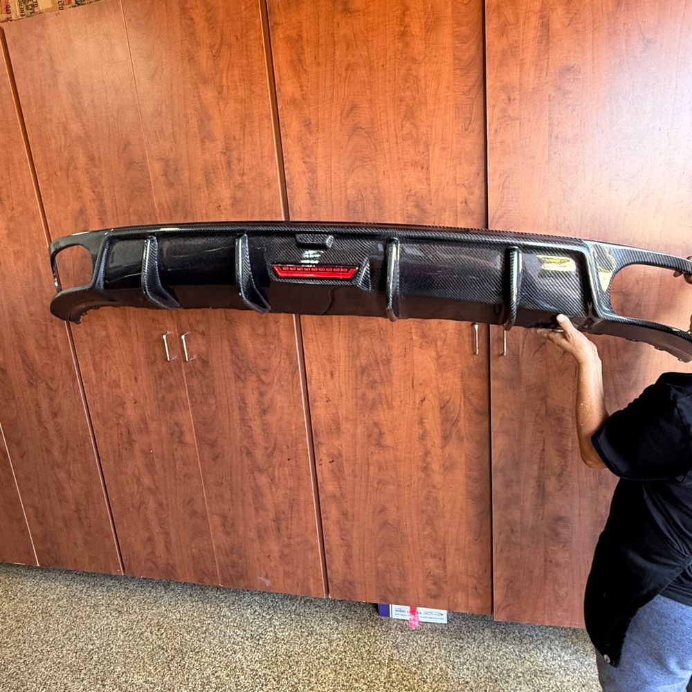Carbon Fiber Rear Diffuser with Brake Light – Audi